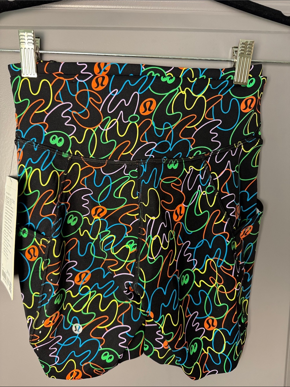 lululemon SeaWheeze Fast N Free HR Short 6” — Size 4 - Picture 6 of 10
